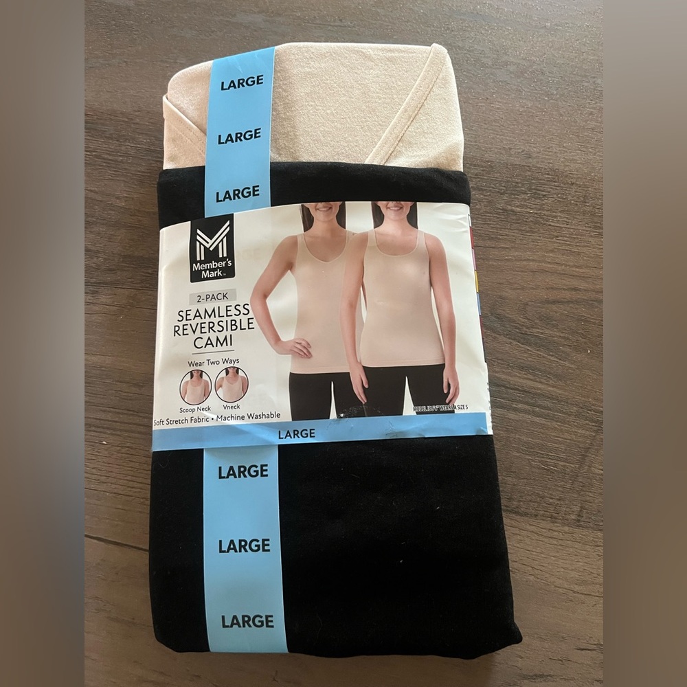 Black and Cream Seamless Reversible Camis